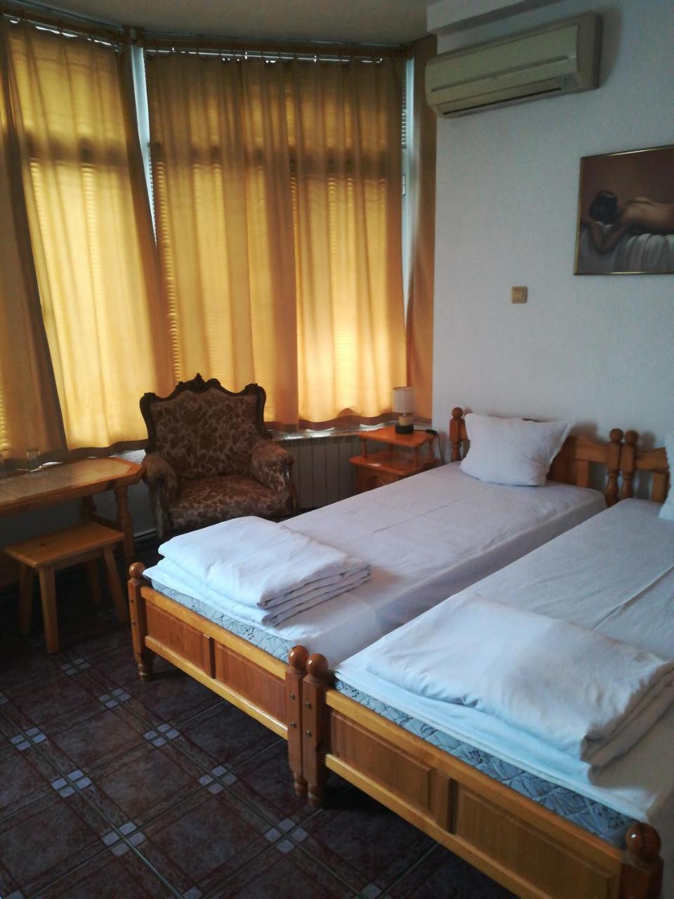 Family Hotel George Svilengrad Eksteriør bilde